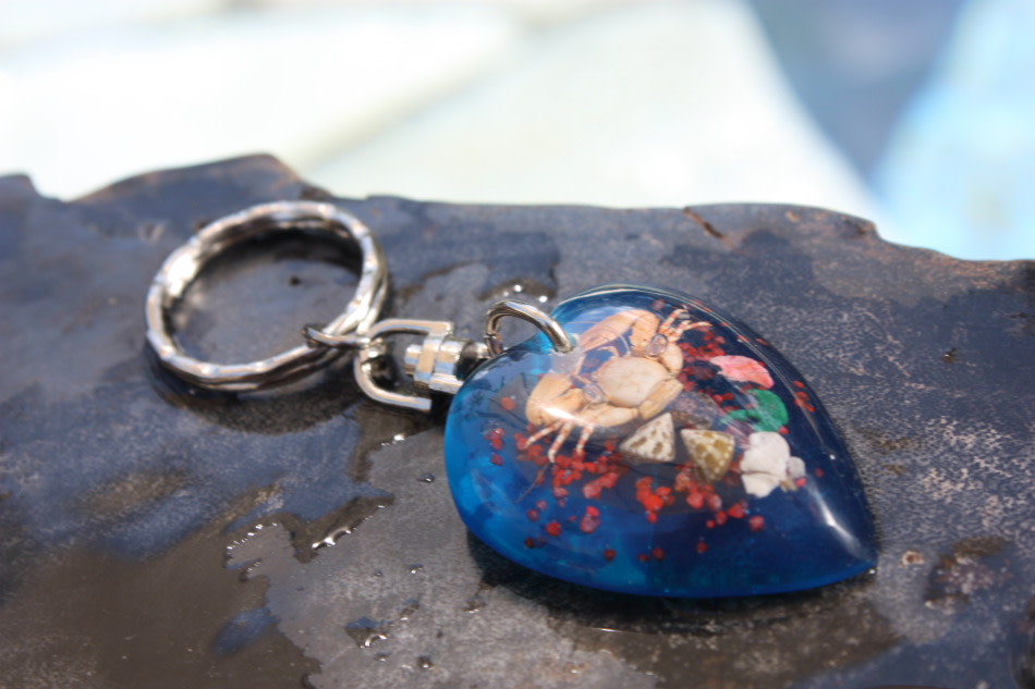 Heart Keychain w/ Inlay Sea Life - Blue Heart Keychain w/ Inlay Sea Life - Blue